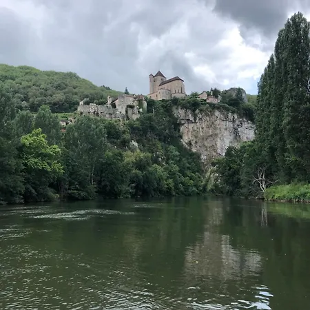 La Des Falaises Du Lot Villa